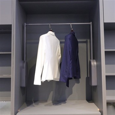 Mecanismo de levantamento de guarda-roupa